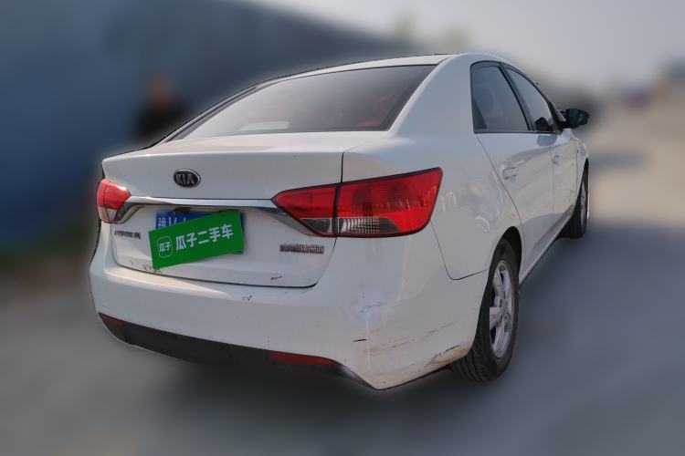 Used Kia Forte 2016 1.6L MT GL Rear Right 45 Deg