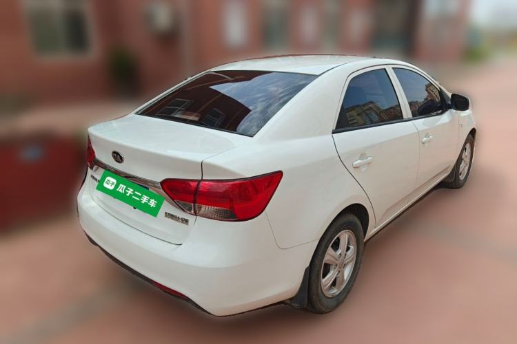 Used Kia Forte 2016 1.6L MT GL Rear Right 45 Deg
