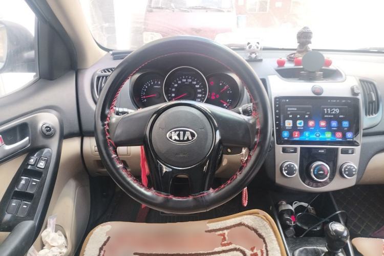 Used Kia Forte 2016 1.6L MT GL Steering Wheel