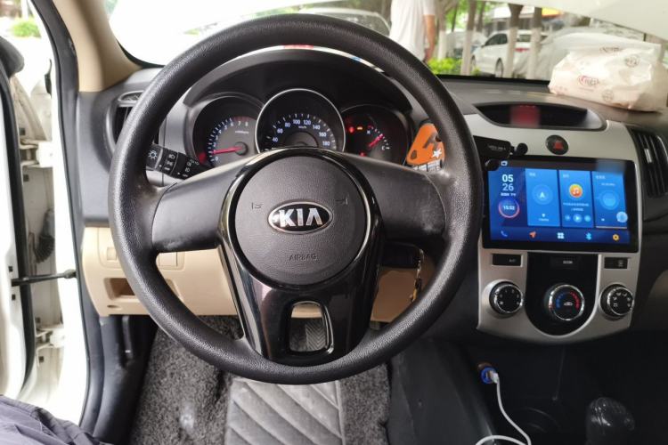 Used Kia Forte 2016 1.6L MT GL Steering Wheel