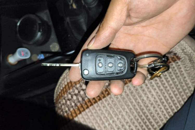 Used Kia Forte 2016 1.6L MT GL Vehicle Key