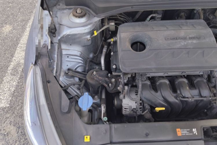 Used Kia Forte 2018 1.6L Automatic Value-Comfort Luxury Edition Engine Bay Right
