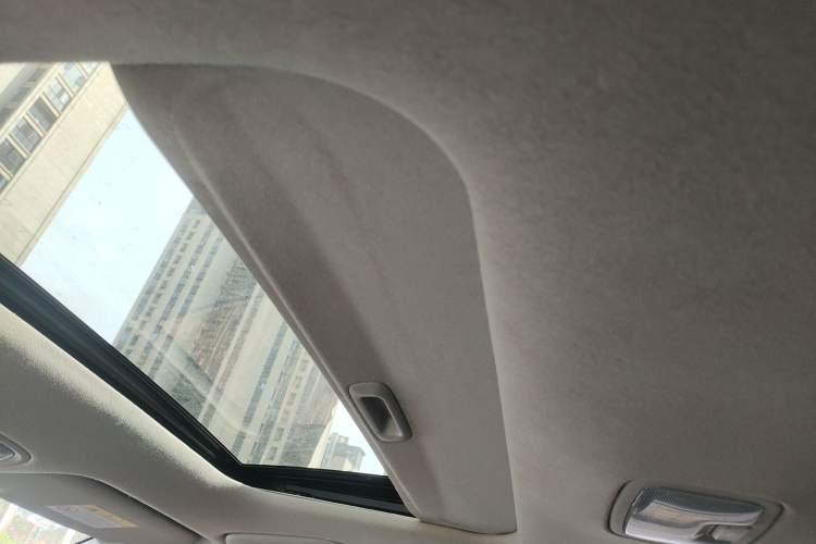 Used Kia Forte 2018 1.6L Automatic Value-Comfort Luxury Edition Headliner
