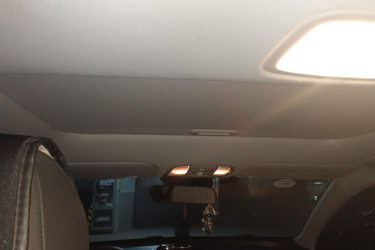 Used Kia Forte 2018 1.6L Manual Value Edition with Sunroof Headliner