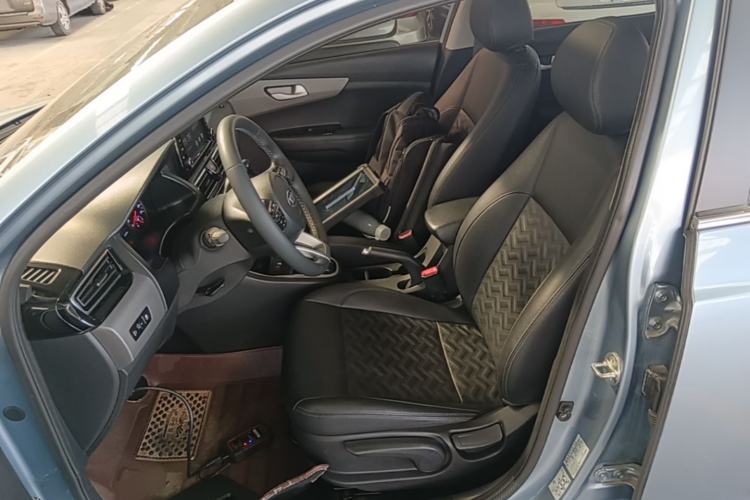 Used Kia Forte 2018 1.6L Automatic Value-Comfort Luxury Edition Left Front Seat