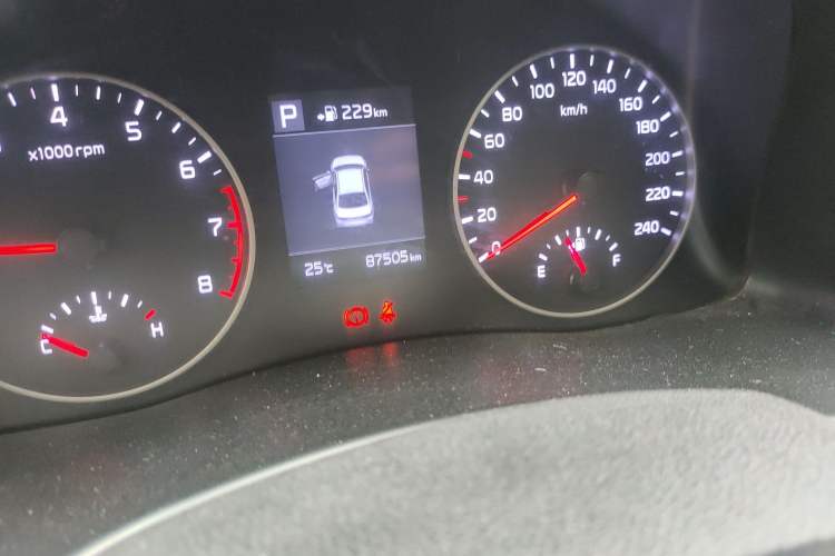 Used Kia Forte 2018 1.6L Automatic Value-Comfort Luxury Edition Odometer Close Up