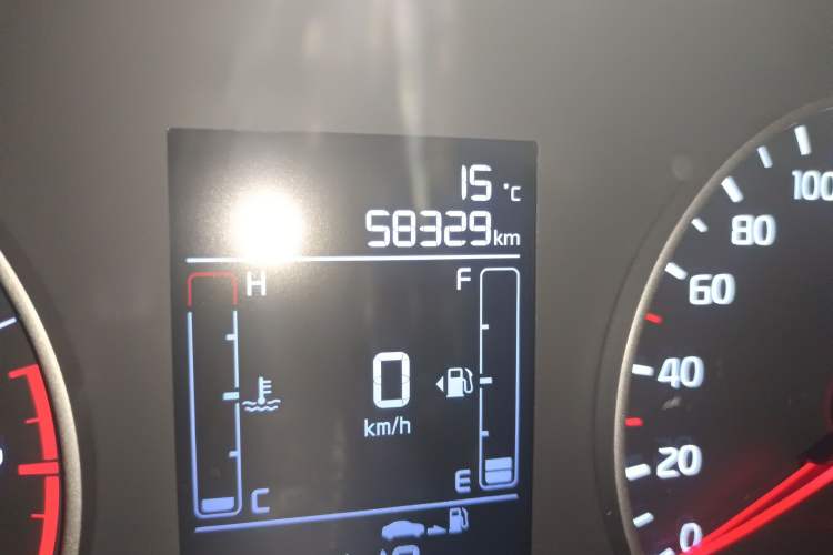 Used Kia Forte 2018 1.6L Manual Value Edition with Sunroof Odometer Close Up