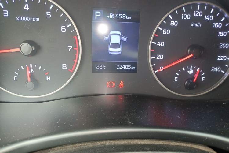 Used Kia Forte 2018 1.6L Automatic Value-Connect Edition with Intelligent Connectivity Odometer Close Up
