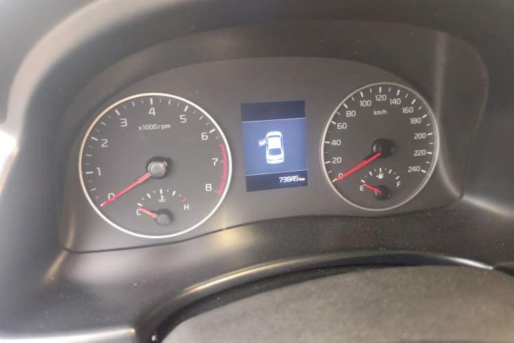 Used Kia Forte 2018 1.6L Automatic Value-Connect Edition with Intelligent Connectivity Odometer Close Up