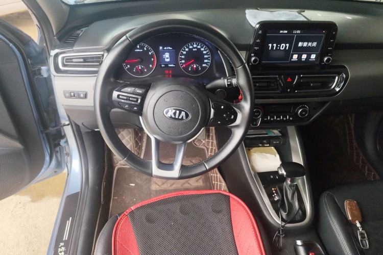 Used Kia Forte 2018 1.6L Automatic Value-Connect Edition with Intelligent Connectivity Steering Wheel