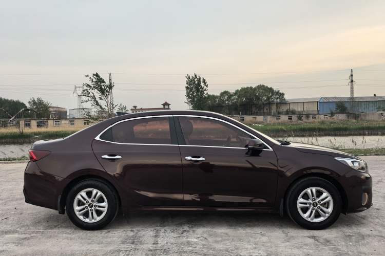 Used Kia Forte 2018 1.6L Automatic Value-Connect Edition with Intelligent Connectivity Exterior 3