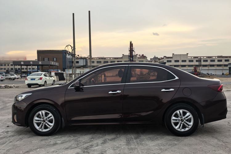 Used Kia Forte 2018 1.6L Automatic Value-Connect Edition with Intelligent Connectivity Exterior 4