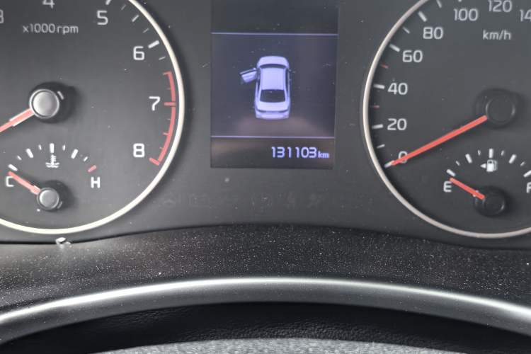 Used Kia Forte 2018 1.6L Automatic Value-Connect Edition with Intelligent Connectivity Odometer Close Up
