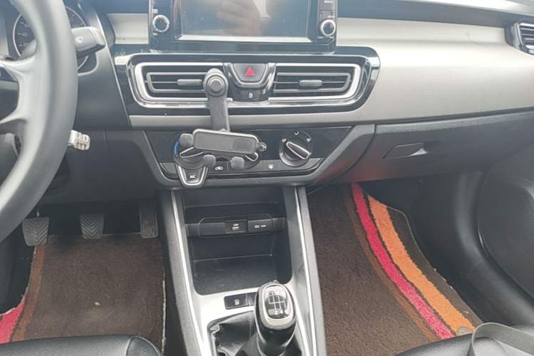 Used Kia Forte 2018 1.6L Manual Value Edition with Sunroof Audio And AC Panel