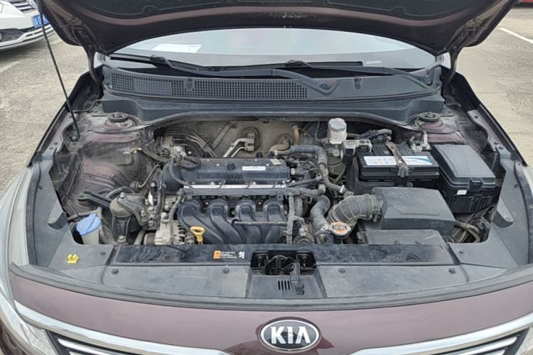 Used Kia Forte 2018 1.6L Manual Value Edition with Sunroof Engine Bay