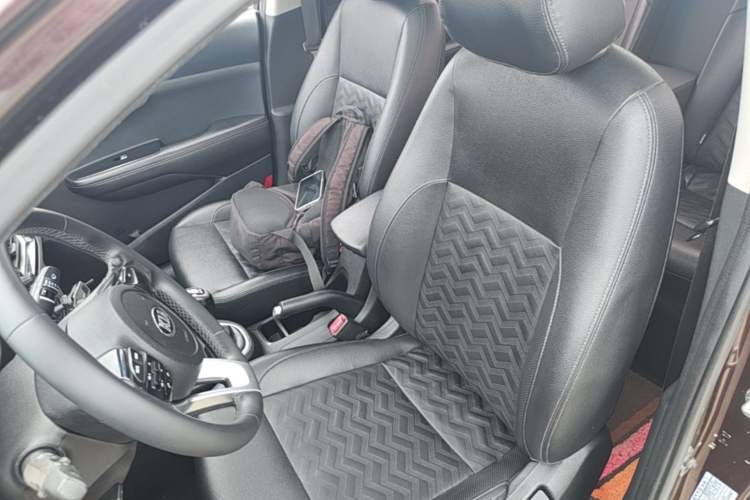 Used Kia Forte 2018 1.6L Manual Value Edition with Sunroof Left Front Seat
