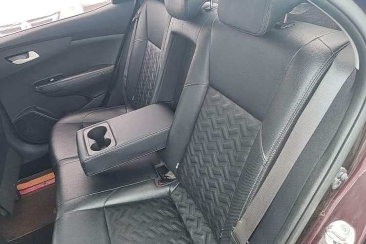 Used Kia Forte 2018 1.6L Manual Value Edition with Sunroof Left Rear Seat
