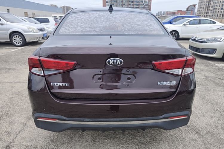 Used Kia Forte 2018 1.6L Manual Value Edition with Sunroof Rear