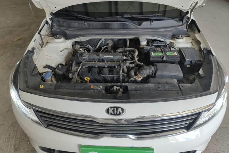 Used Kia Forte 2018 1.6L Automatic Value-Connect Edition with Intelligent Connectivity Engine Bay