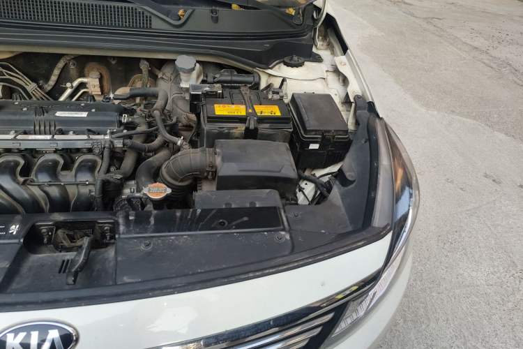 Used Kia Forte 2018 1.6L Automatic Value-Connect Edition with Intelligent Connectivity Engine Bay Left