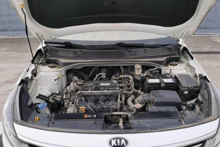 Used Kia Forte 2018 1.6L Manual Value Edition with Sunroof Engine Bay