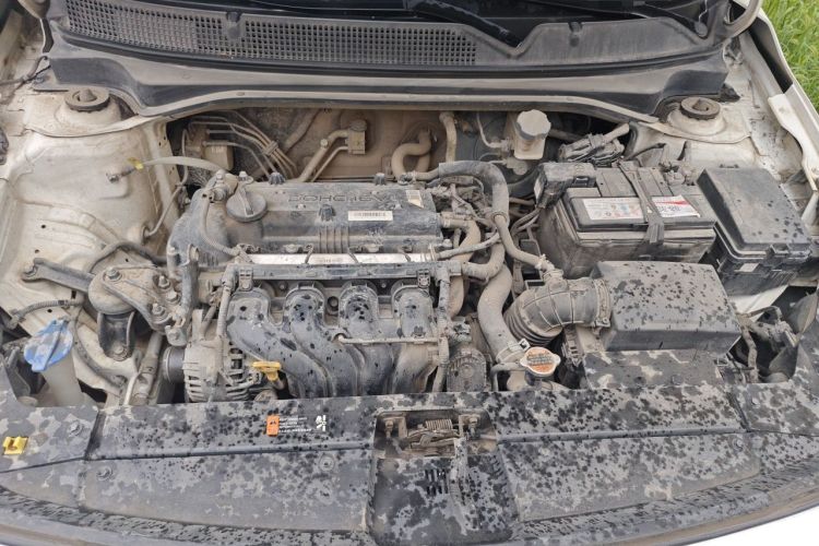 Used Kia Forte 2018 1.6L Manual Value Edition with Sunroof Engine Bay