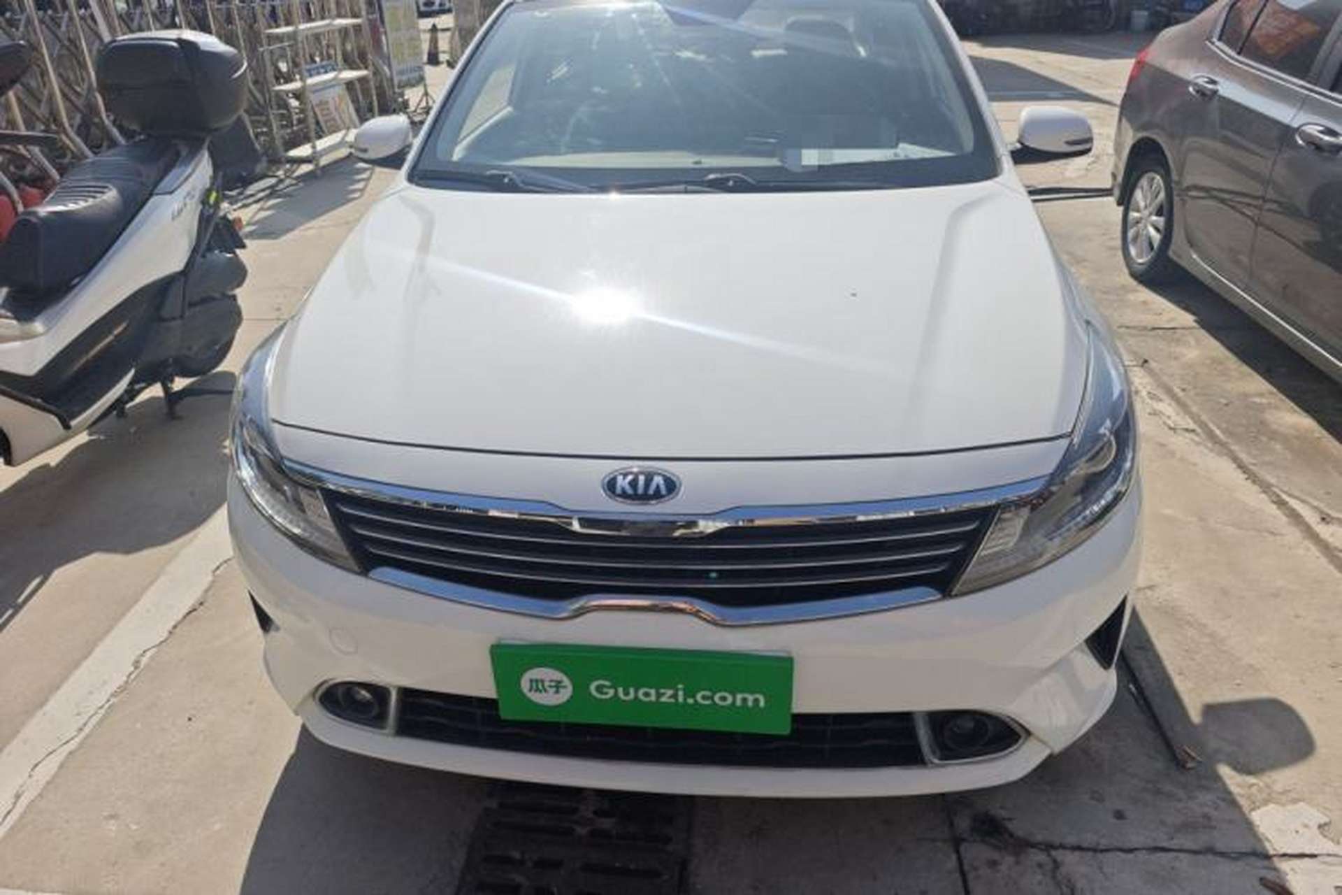 Used Kia Forte 2018 1.6L Automatic Value-Comfort Luxury Edition Exterior 1