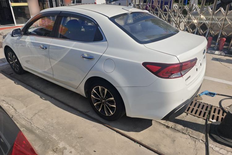 Used Kia Forte 2018 1.6L Automatic Value-Comfort Luxury Edition Exterior 5