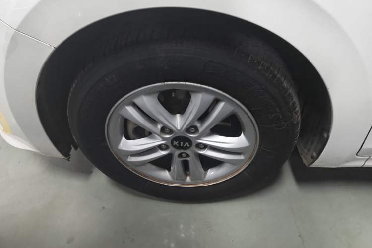 Used Kia Forte 2018 1.6L Automatic Value-Connect Edition with Intelligent Connectivity Exterior 7