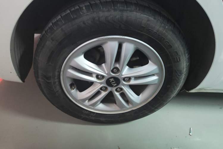 Used Kia Forte 2018 1.6L Automatic Value-Connect Edition with Intelligent Connectivity Exterior 8