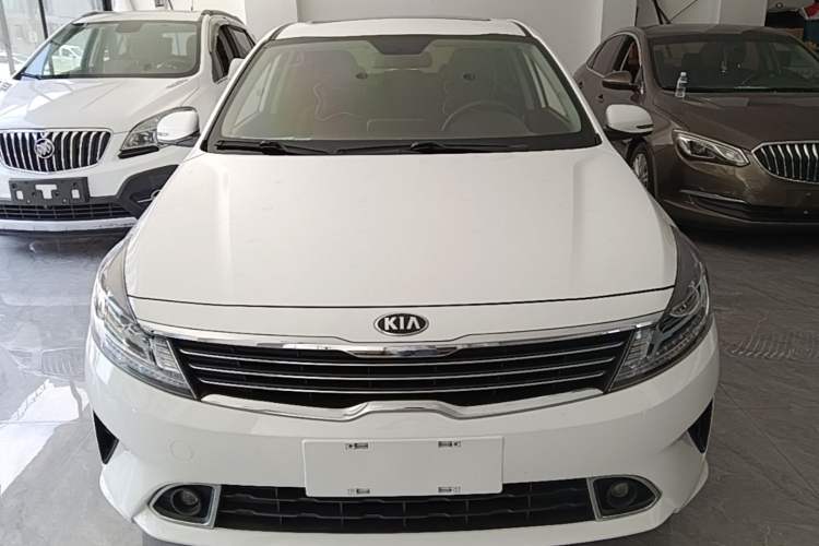 Used Kia Forte 2018 1.6L Manual Value Edition with Sunroof Front
