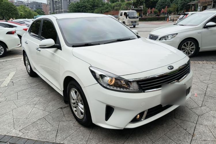 Used Kia Forte 2018 1.6L Automatic Value-Connect Edition with Intelligent Connectivity Front Right 45 Deg