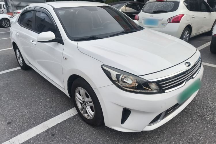 Used Kia Forte 2018 1.6L Automatic Value-Connect Edition with Intelligent Connectivity Front Right 45 Deg
