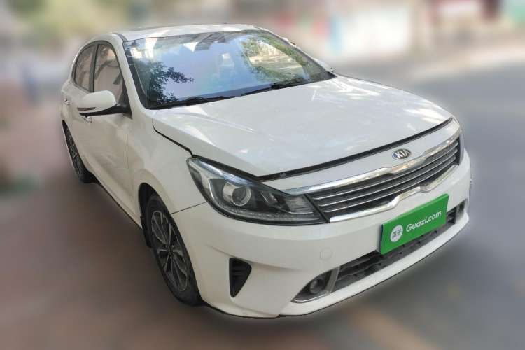 Used Kia Forte 2018 1.6L Automatic Value-Comfort Luxury Edition Front Right 45 Deg
