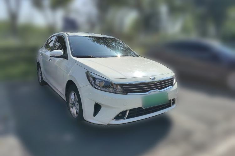 Used Kia Forte 2018 1.6L Automatic Value-Connect Edition with Intelligent Connectivity Front Right 45 Deg