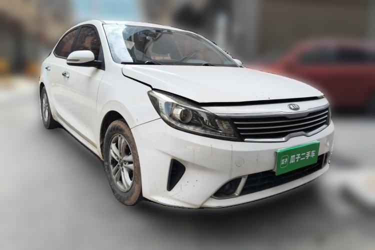 Used Kia Forte 2018 1.6L Manual Value Edition with Sunroof Front Right 45 Deg