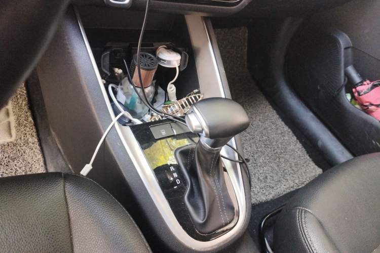 Used Kia Forte 2018 1.6L Automatic Value-Comfort Luxury Edition Gear Lever
