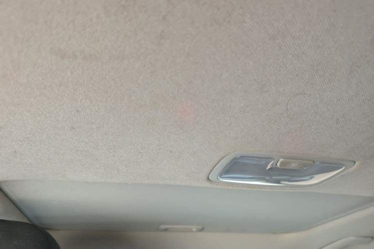 Used Kia Forte 2018 1.6L Manual Value Edition with Sunroof Headliner