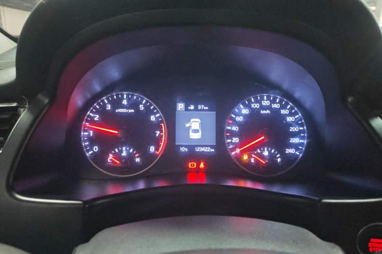 Used Kia Forte 2018 1.6L Automatic Value-Connect Edition with Intelligent Connectivity Instrument Cluster