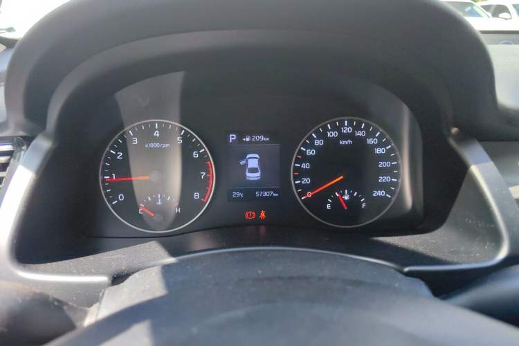 Used Kia Forte 2018 1.6L Automatic Value-Connect Edition with Intelligent Connectivity Instrument Cluster