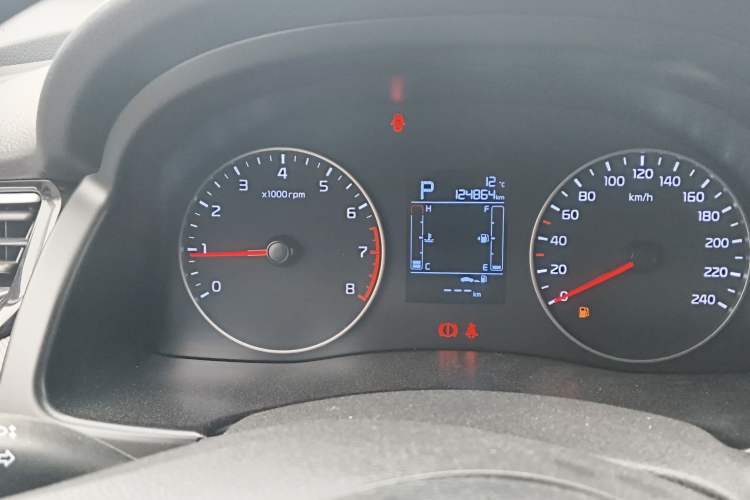 Used Kia Forte 2018 1.6L Automatic Value-Connect Edition with Intelligent Connectivity Instrument Cluster