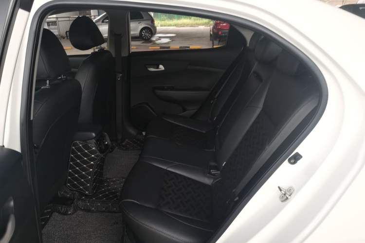 Used Kia Forte 2018 1.6L Automatic Value-Connect Edition with Intelligent Connectivity Left Rear Seat