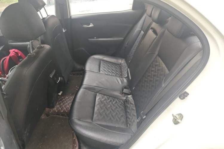 Used Kia Forte 2018 1.6L Manual Value Edition with Sunroof Left Rear Seat