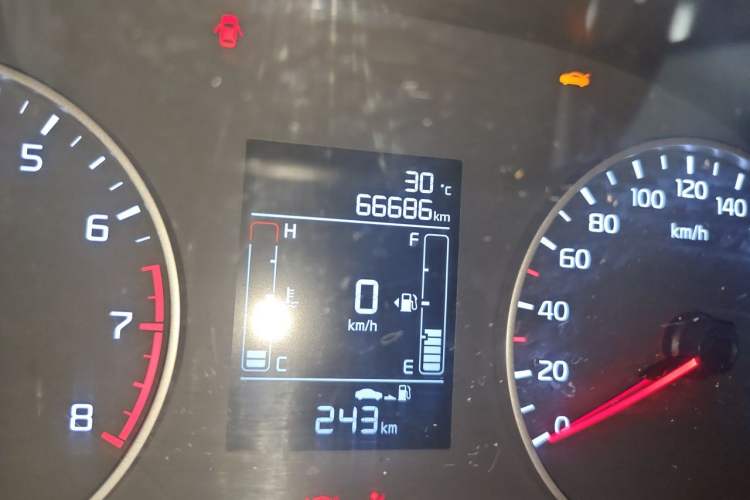 Used Kia Forte 2018 1.6L Manual Value Edition with Sunroof Odometer Close Up