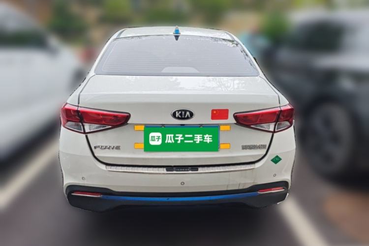 Used Kia Forte 2018 1.6L Manual Value Edition with Sunroof Rear