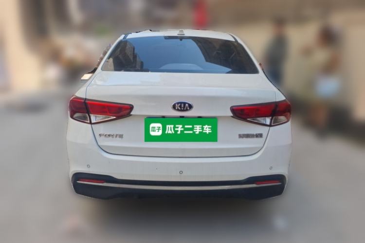 Used Kia Forte 2018 1.6L Manual Value Edition with Sunroof Rear