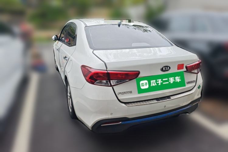 Used Kia Forte 2018 1.6L Manual Value Edition with Sunroof Rear Left 45 Deg