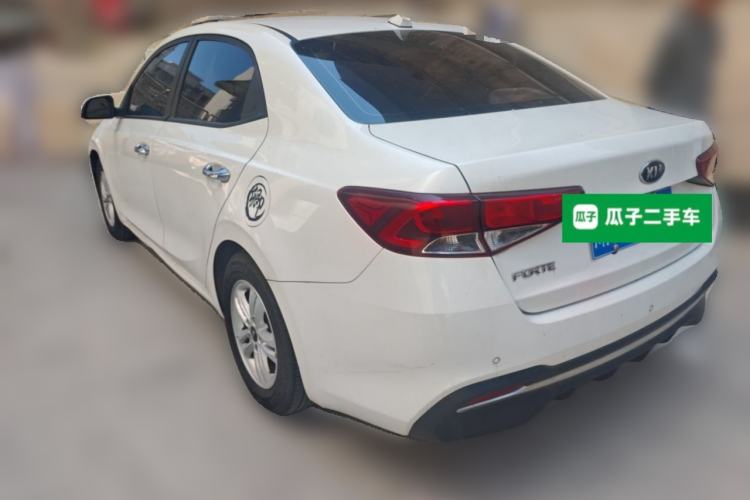 Used Kia Forte 2018 1.6L Manual Value Edition with Sunroof Rear Left 45 Deg