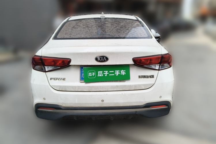 Used Kia Forte 2018 1.6L Manual Value Edition with Sunroof Rear