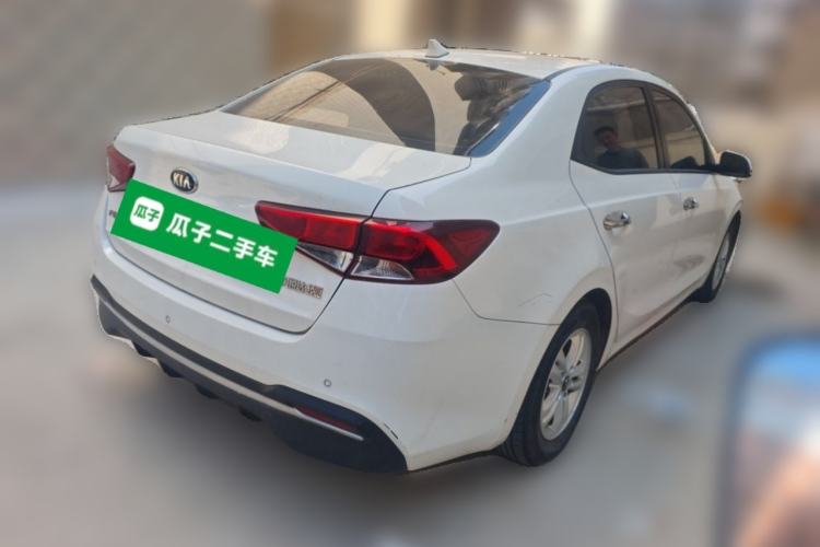 Used Kia Forte 2018 1.6L Manual Value Edition with Sunroof Rear Right 45 Deg